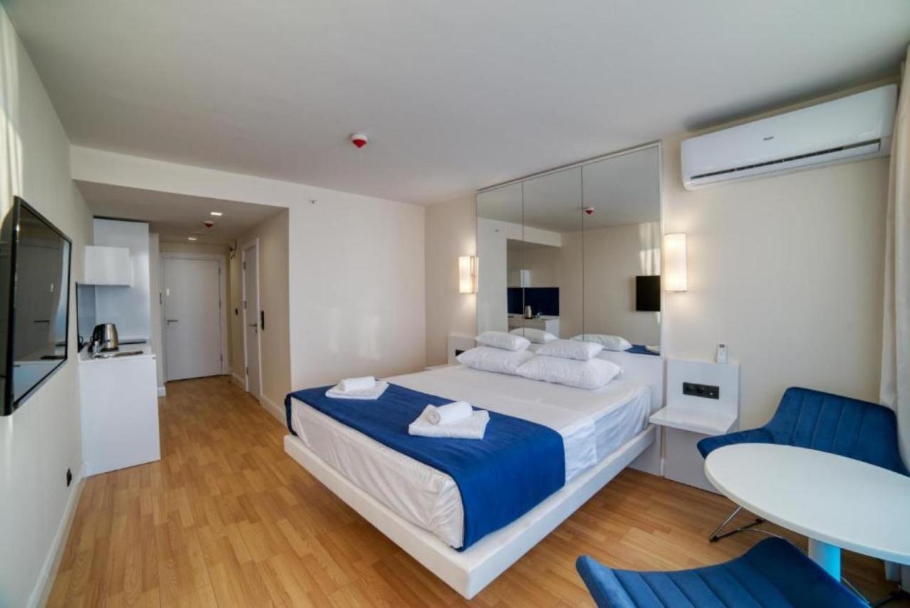 Luxury Sea View Apartments In Orbi City バトゥーミ エクステリア 写真
