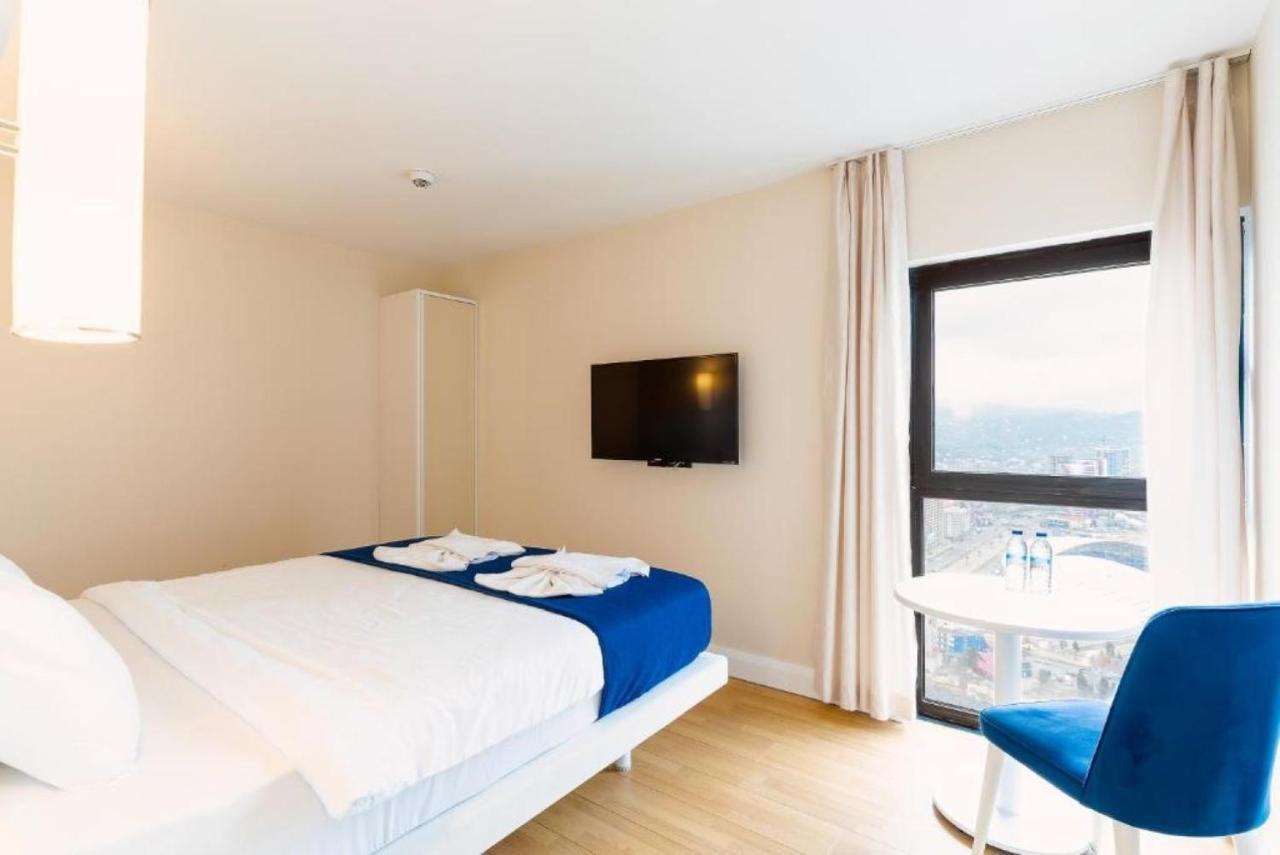 Luxury Sea View Apartments In Orbi City バトゥーミ エクステリア 写真