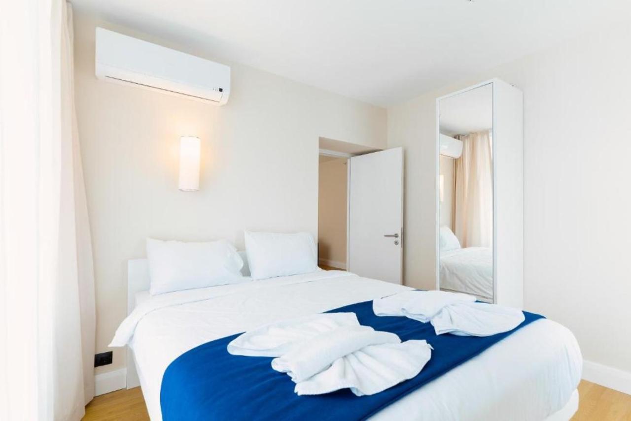 Luxury Sea View Apartments In Orbi City バトゥーミ エクステリア 写真