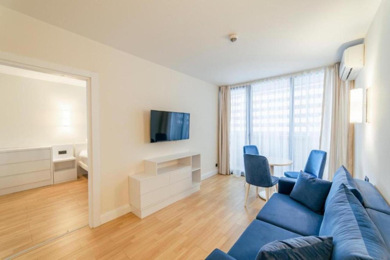 Luxury Sea View Apartments In Orbi City バトゥーミ エクステリア 写真