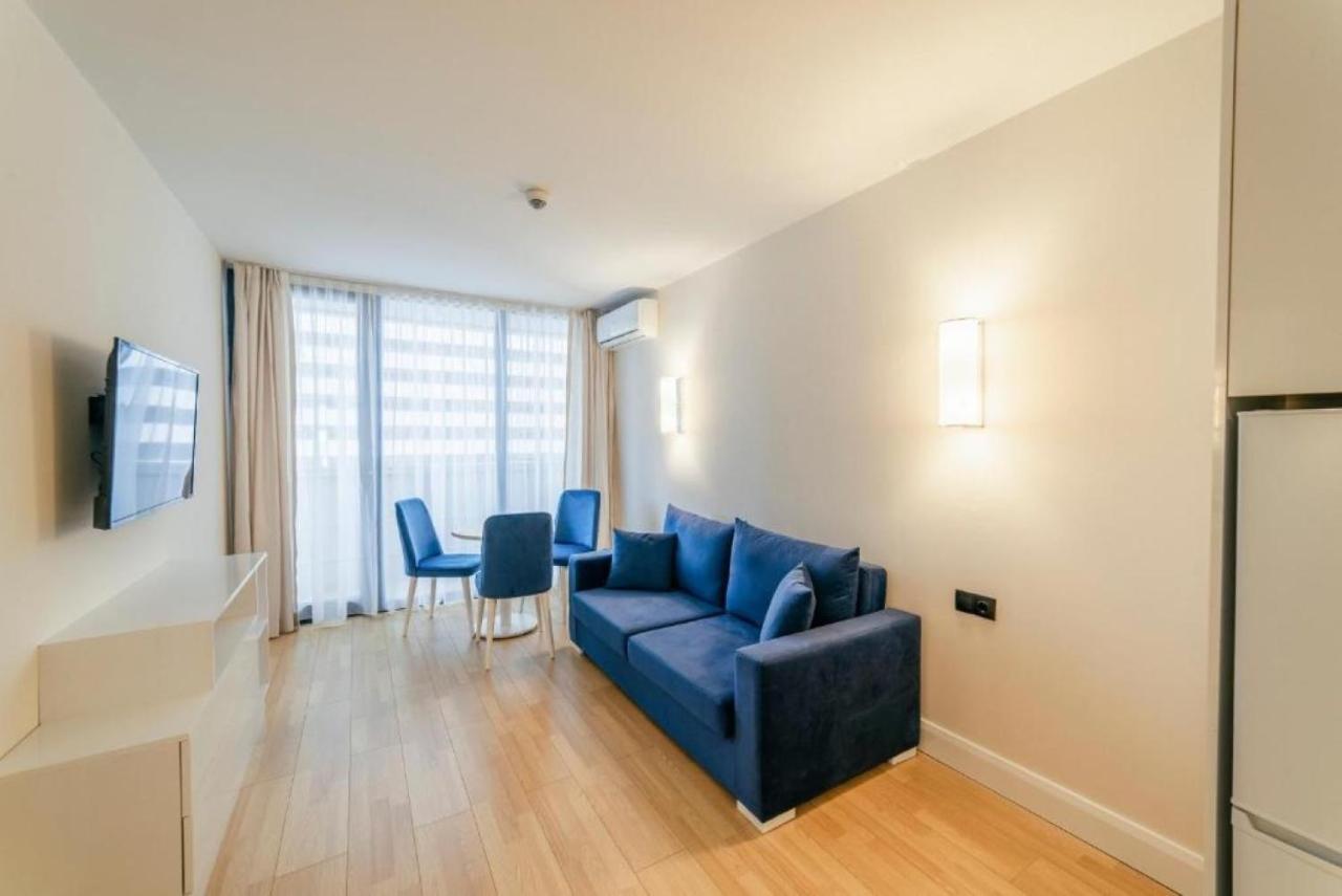 Luxury Sea View Apartments In Orbi City バトゥーミ エクステリア 写真